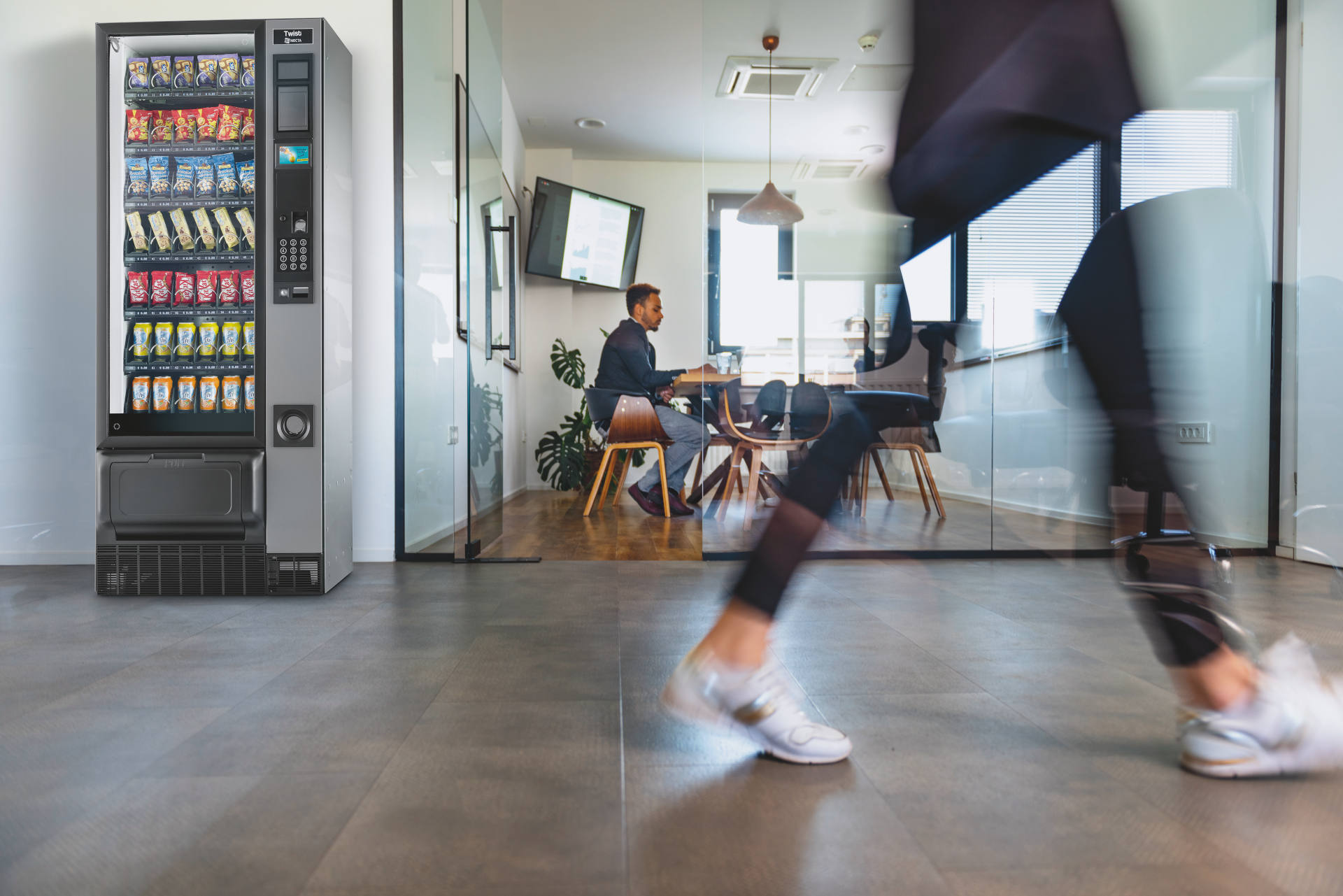 Necta Twist Snackautomat - Beispiel Aufstellen eines Automaten